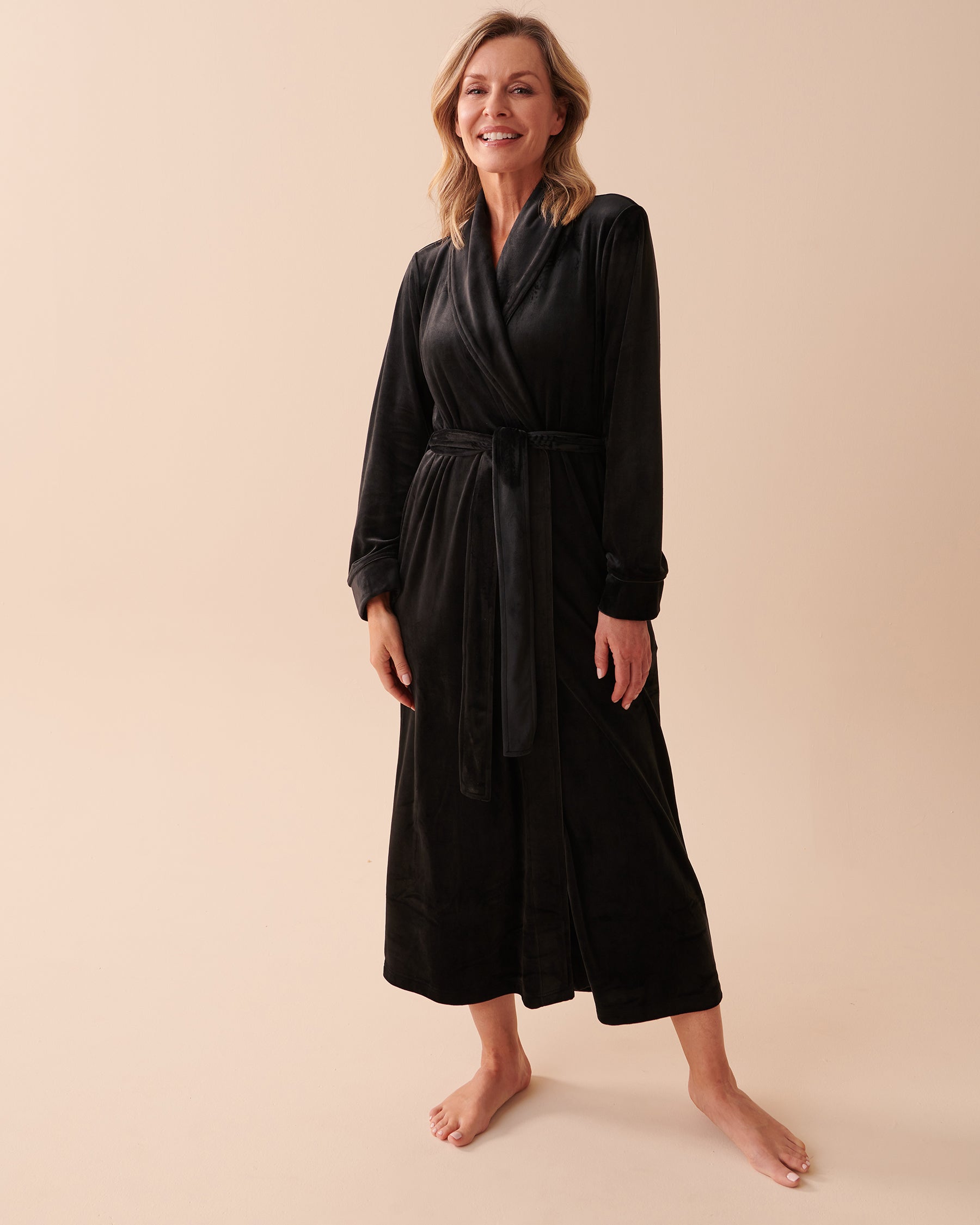 Velvety Softness Long Robe | La Vie en Rose KSA – La Vie En Rose