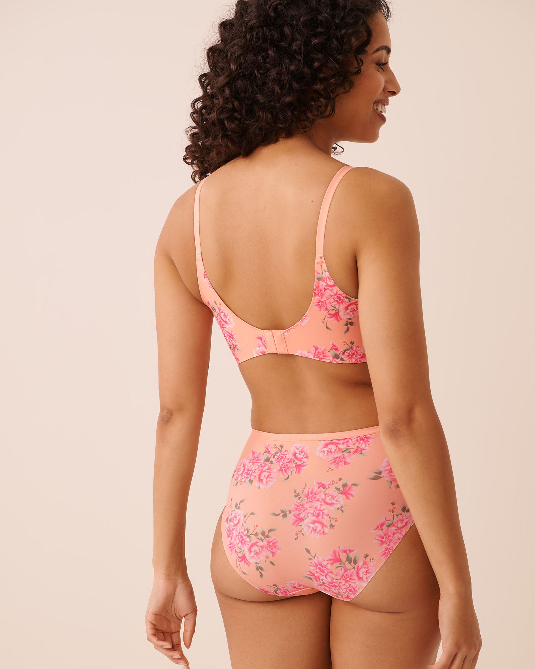 Lightly Lined Wireless Sleek Back Bra la Vie en Rose