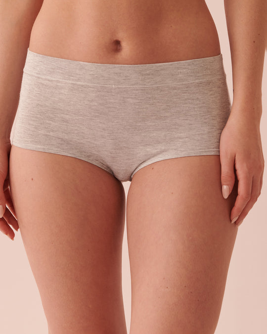 شورت مودال عالي الخصر