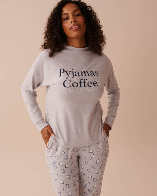 قميص طويل الأكمام من الألياف المعاد تدويرها