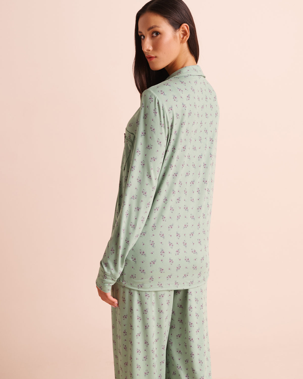 Floral Bouquet Print Super Soft Long Sleeve Button-down Shirt AW26
