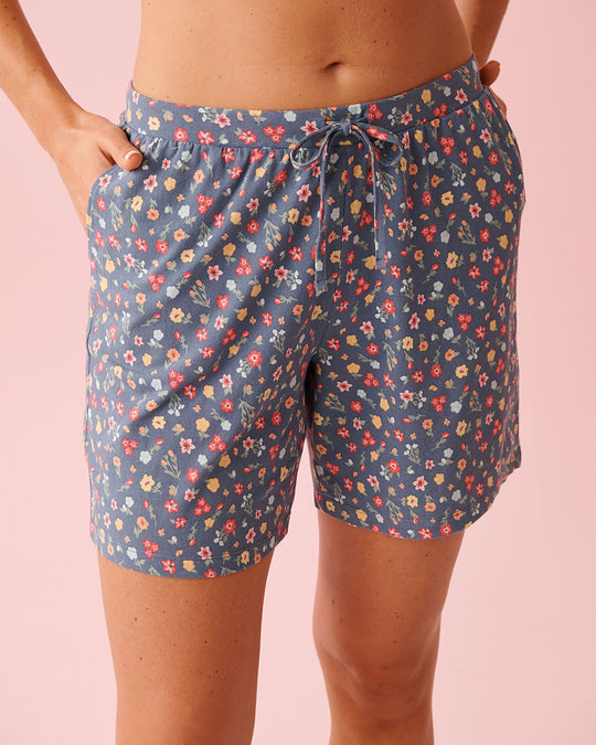شورت برمودا قطني بطبعة زهور