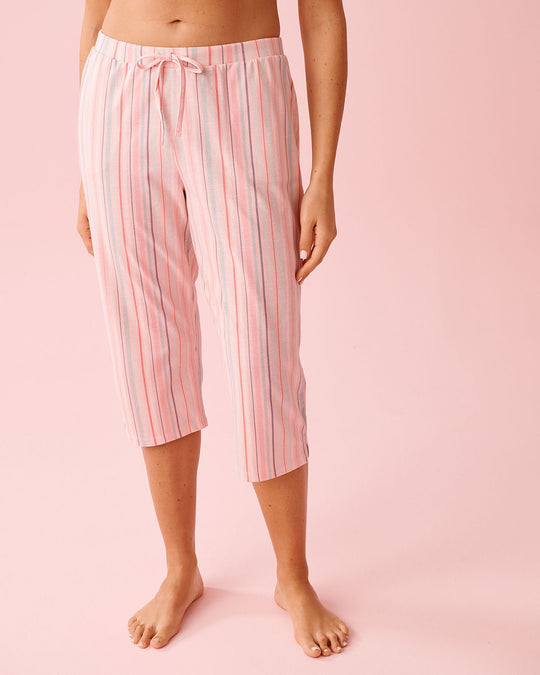 بنطال قصير من القطن مخطط باللون الوردي