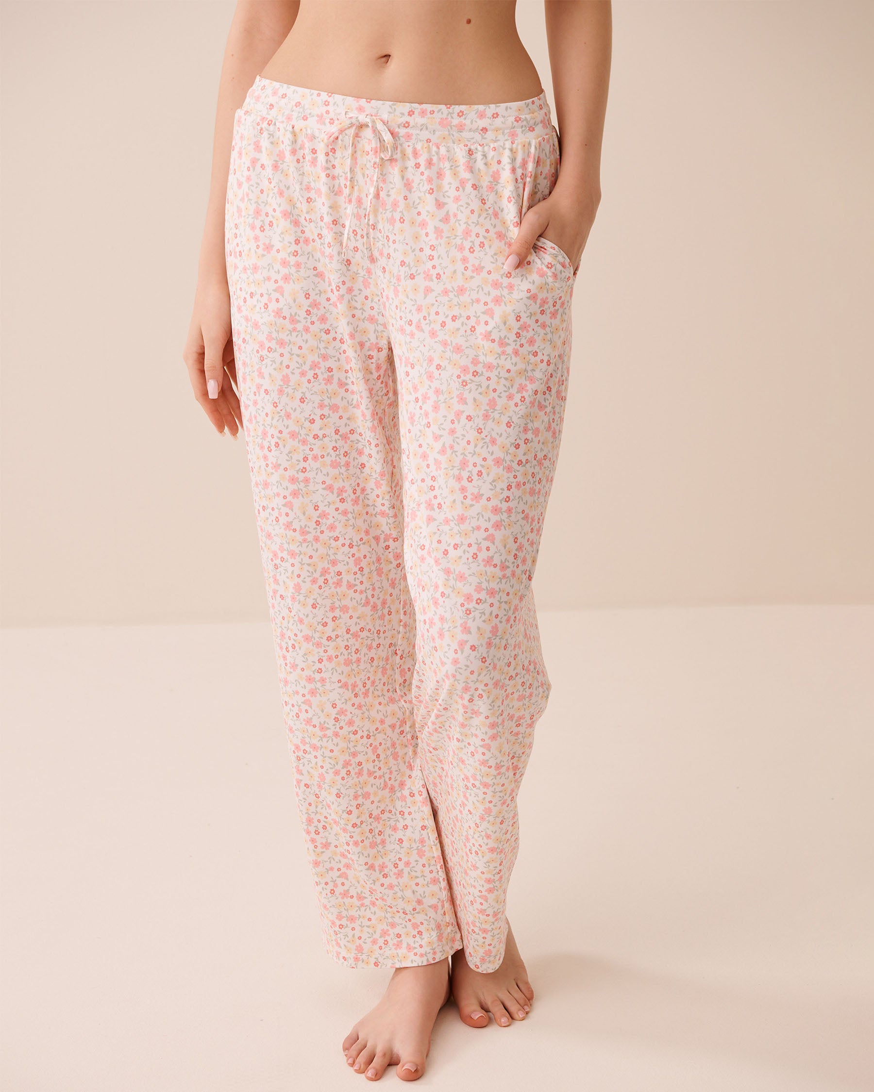 Ditsy Floral Print Super Soft Pajama Pants | La Vie en Rose KSA