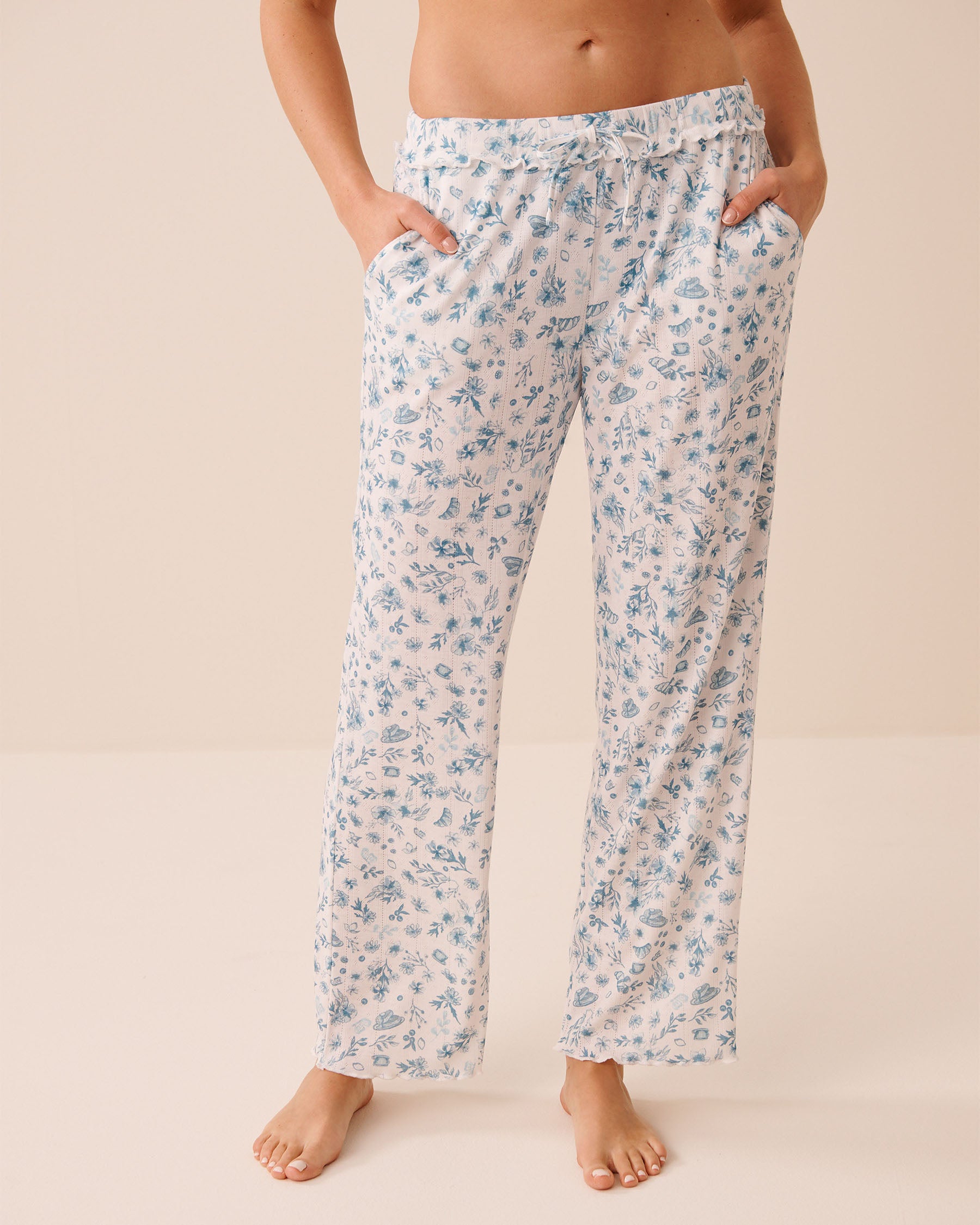Floral Print Ruffle Hem Pointelle Pajama Pants | La Vie en Rose KSA