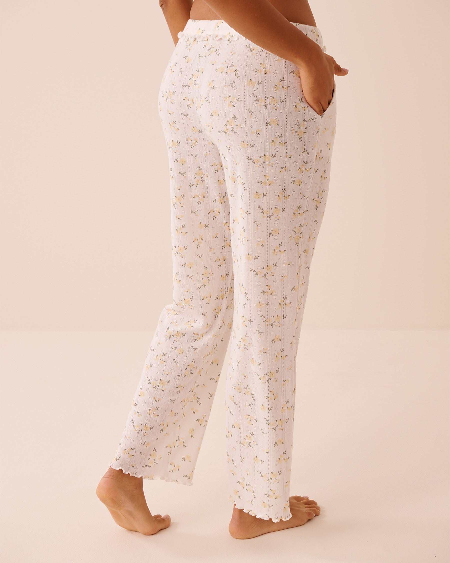 Floral Print Ruffle Hem Pointelle Pajama Pants la Vie en Rose