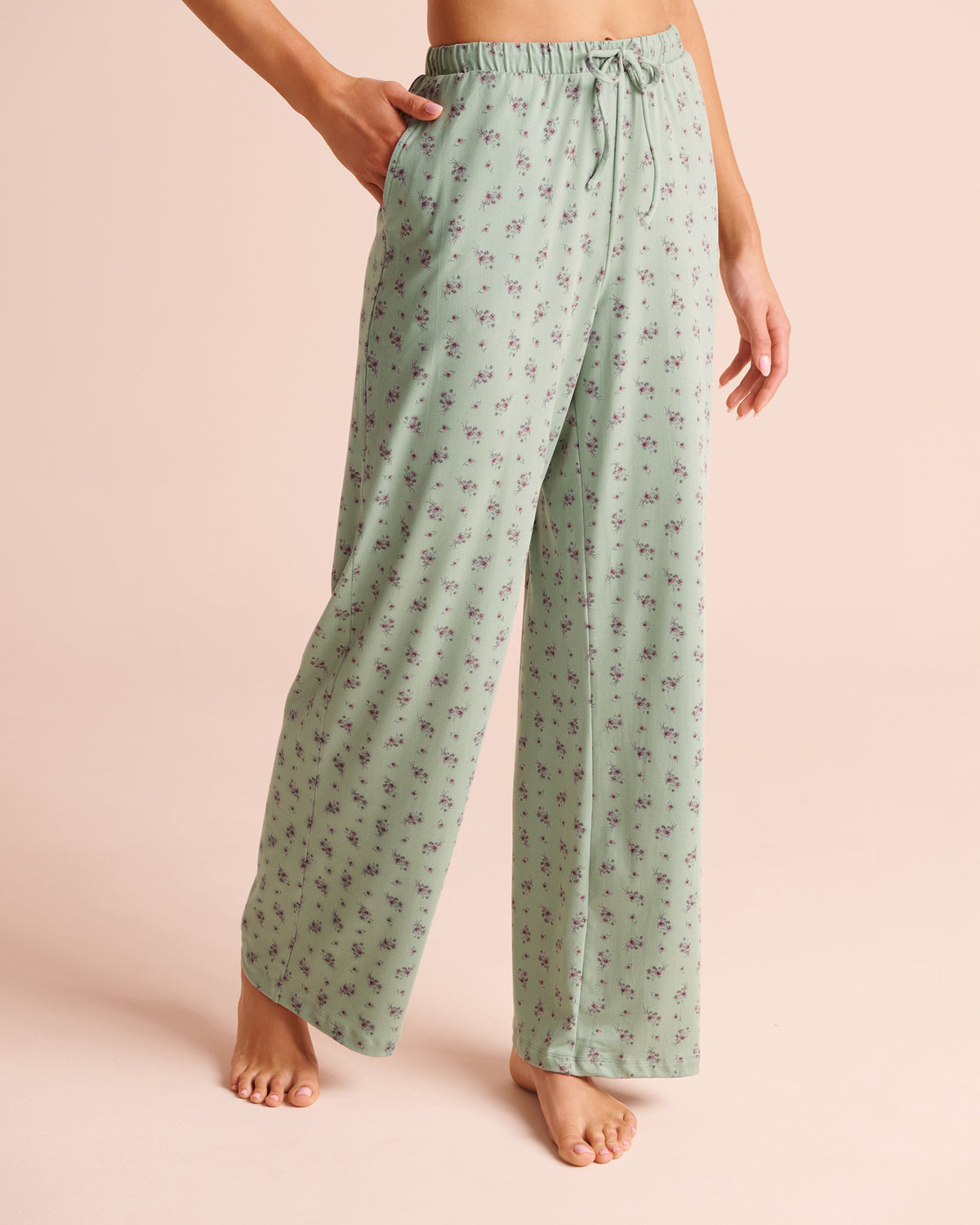 Floral Bouquet Print Super Soft Pajama Pants | La Vie en Rose KSA