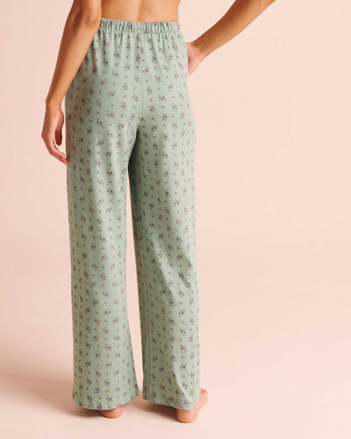 Floral Bouquet Print Super Soft Pajama Pants AW26