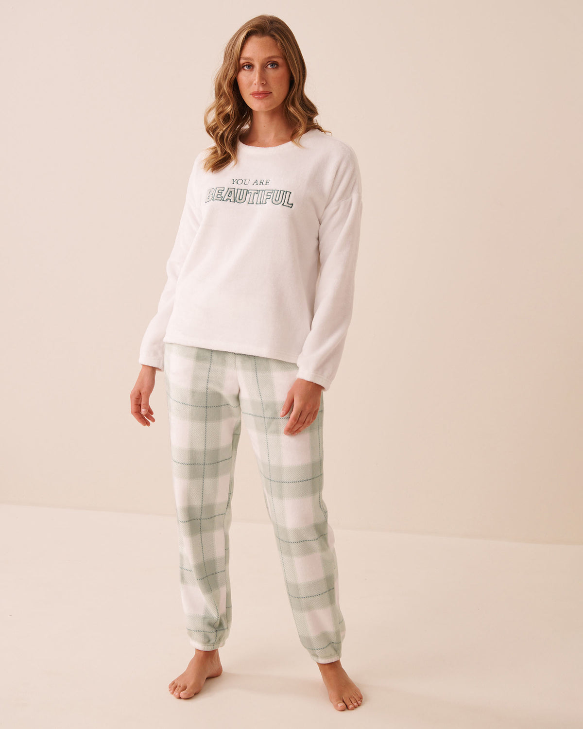 Green Plaid Soft Plush Pajama Set | La Vie en Rose KSA