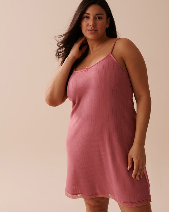 قميص نوم بحواف دانتيل وتريكو بنمط بوينتيل