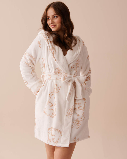 روب هودي ناعم بنقشة الأرنب