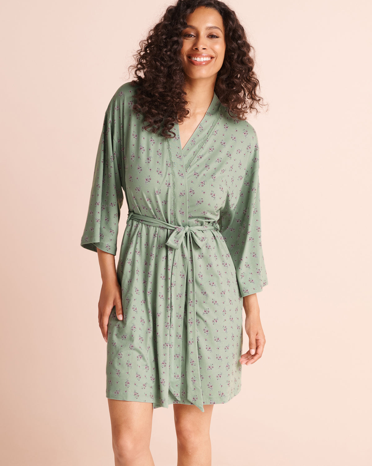 Floral Bouquet Print Lace-Trim Super Soft Kimono | La Vie en Rose KSA