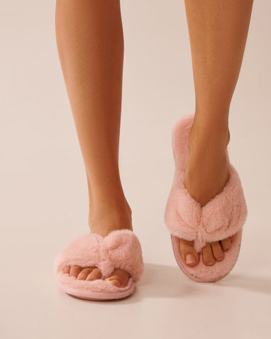 Faux Fur Flip-flop Slippers | La vie en Rose KSA