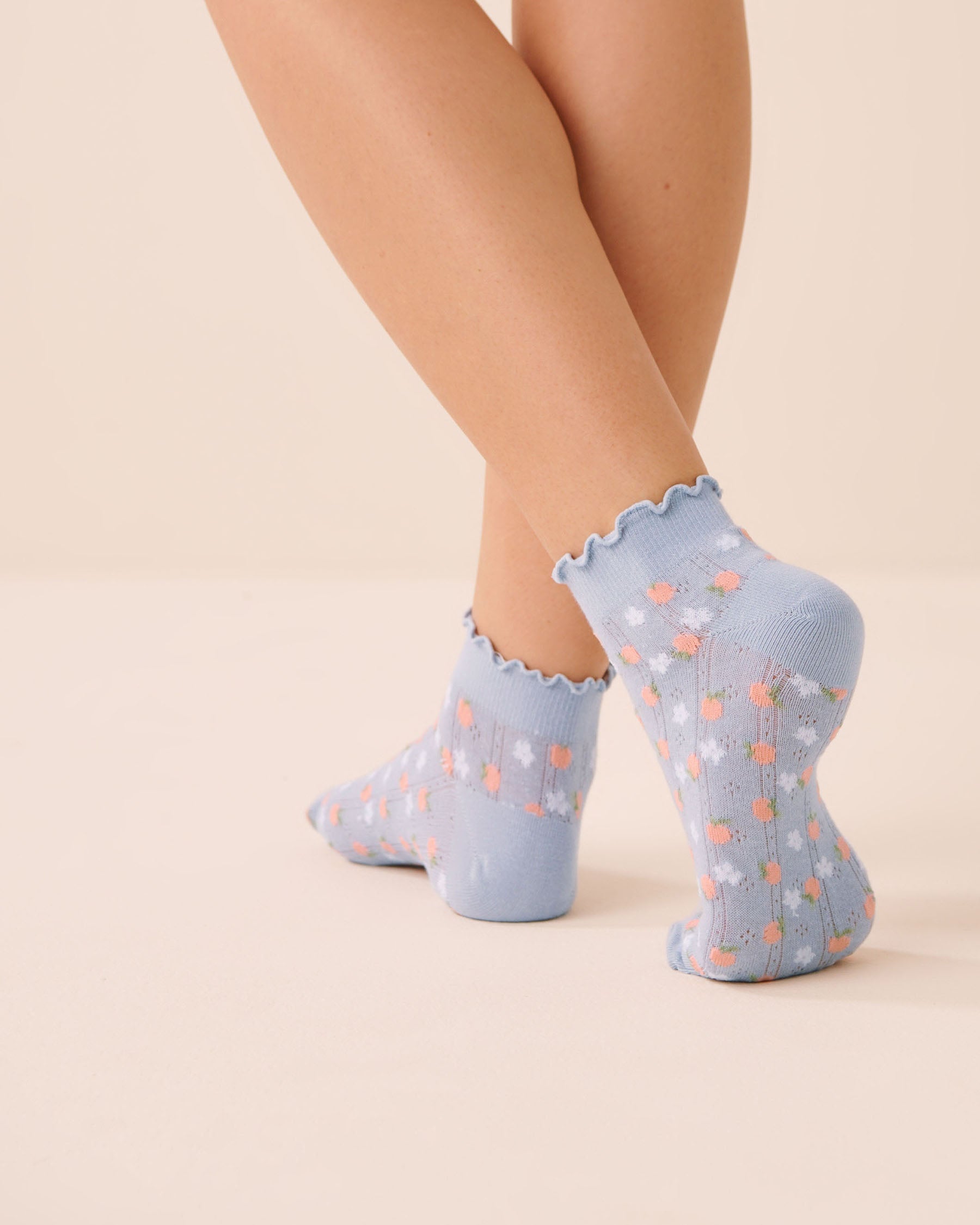 Peach Pointelle Ankle Socks la Vie en Rose