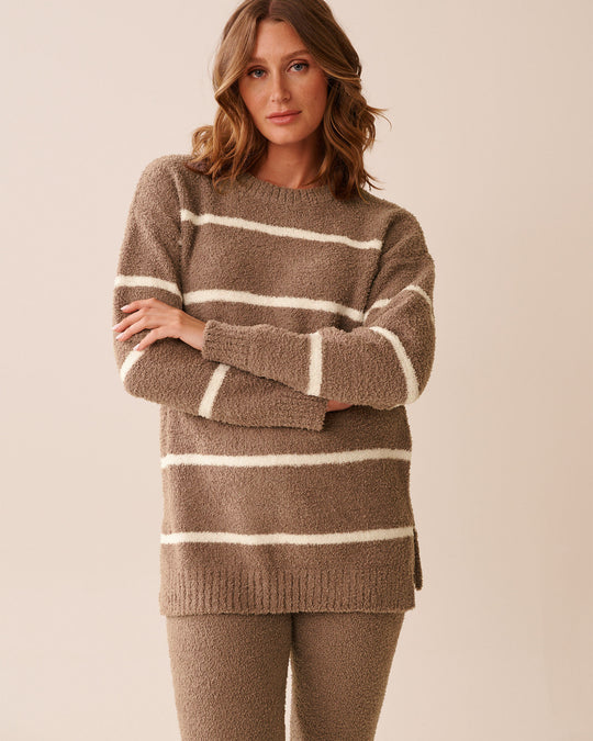 قميص بأكمام طويلة من الشينيلا