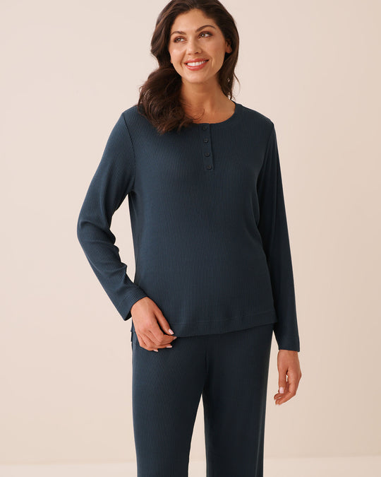 Ribbed Knit Long Sleeve Henley Shirt