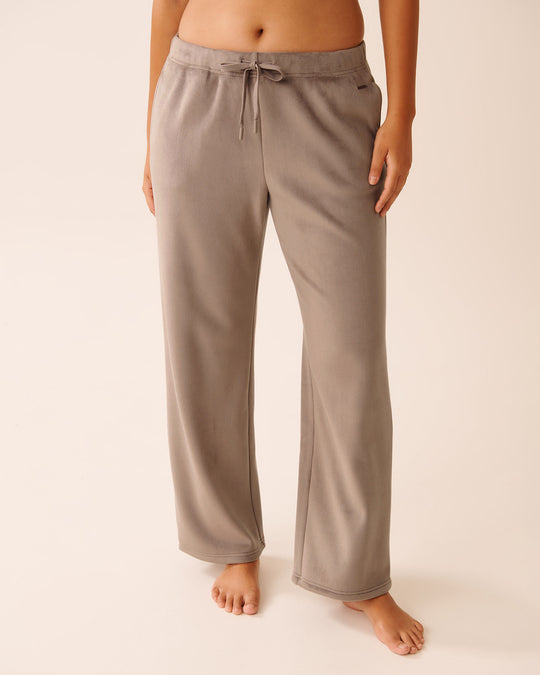 بنطال مخملي