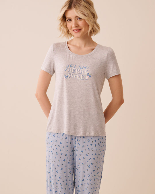 تيشيرت من قماش جيرسي ناعم بطبعة توت