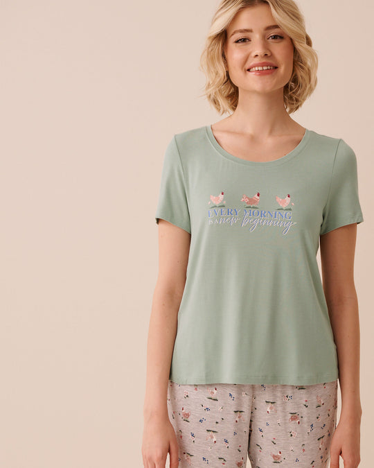 تيشيرت من قماش جيرسي ناعم بنقشة دجاج