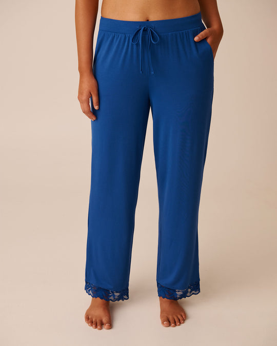 بنطال مودال مزين بالدانتيل